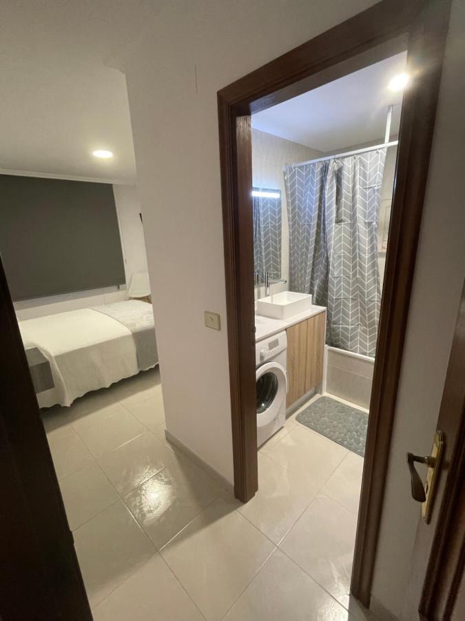 Apartamentos Demar Luis Casais Эль-Грове Экстерьер фото