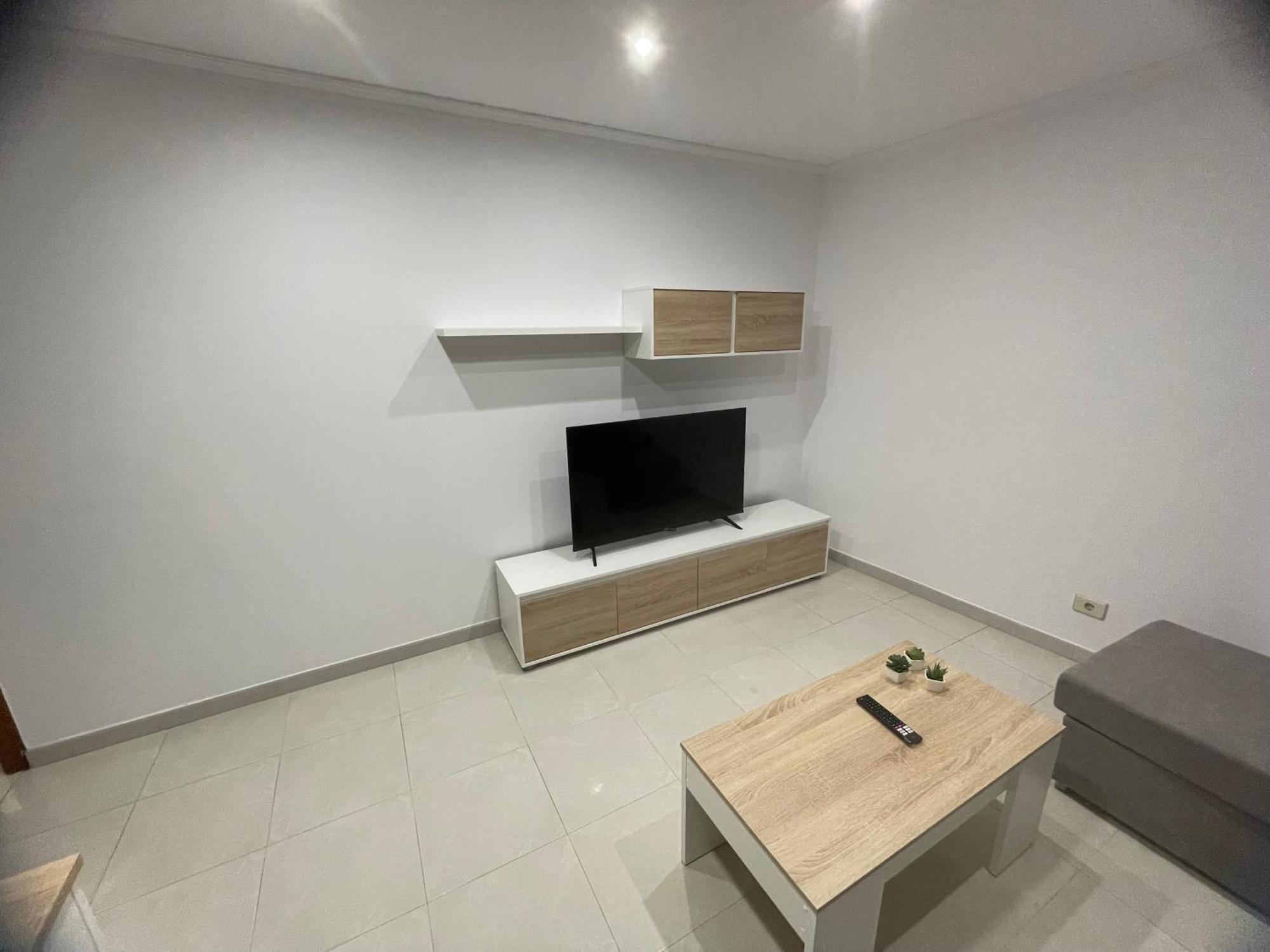 Apartamentos Demar Luis Casais Эль-Грове Экстерьер фото