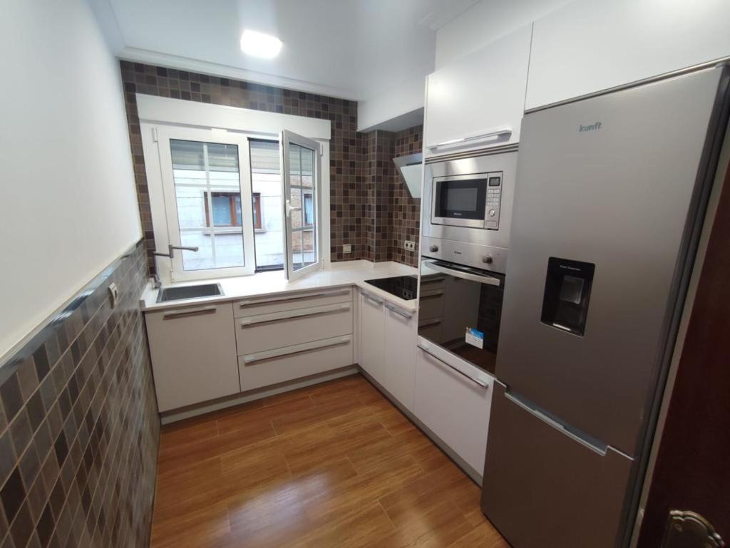 Apartamentos Demar Luis Casais Эль-Грове Номер фото