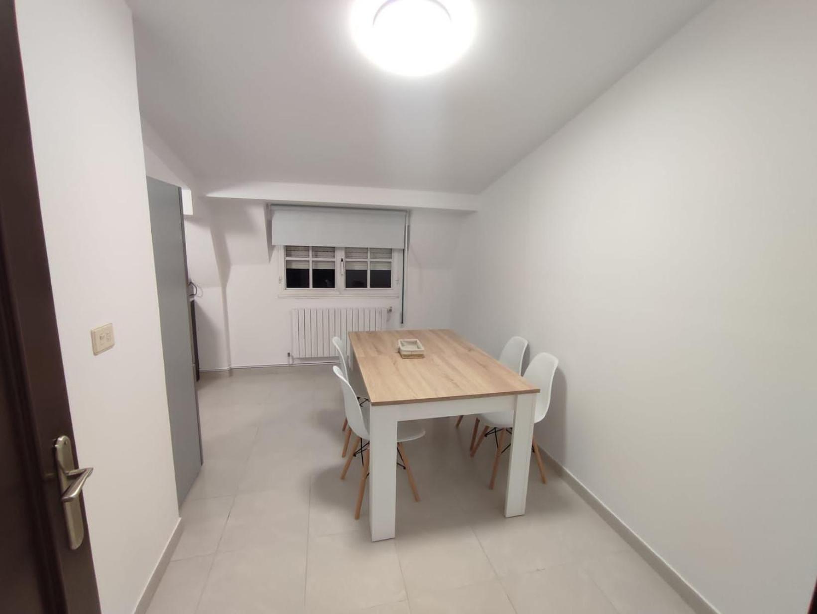 Apartamentos Demar Luis Casais Эль-Грове Номер фото