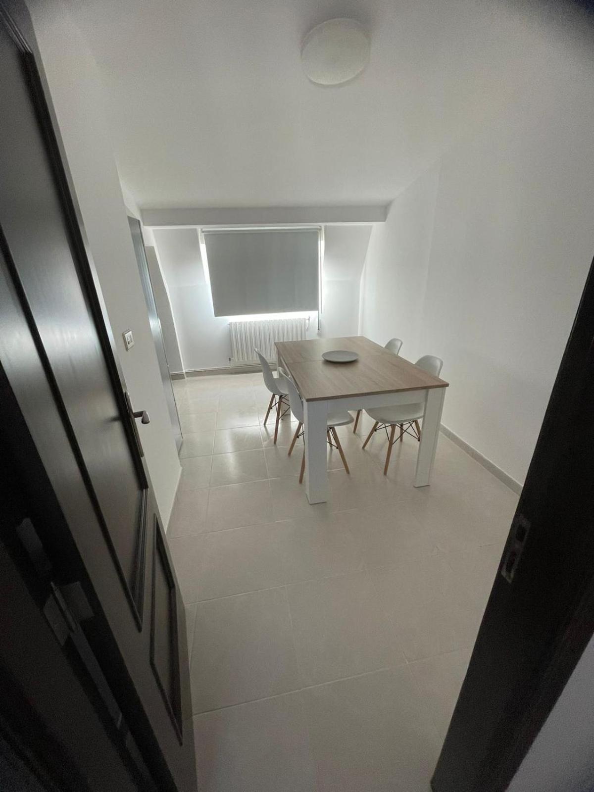 Apartamentos Demar Luis Casais Эль-Грове Номер фото